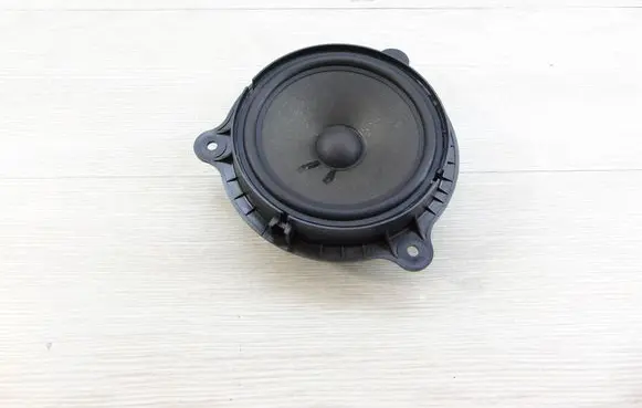 Renault Megane IV Front door speaker A4538270200 H014192R 281569368R