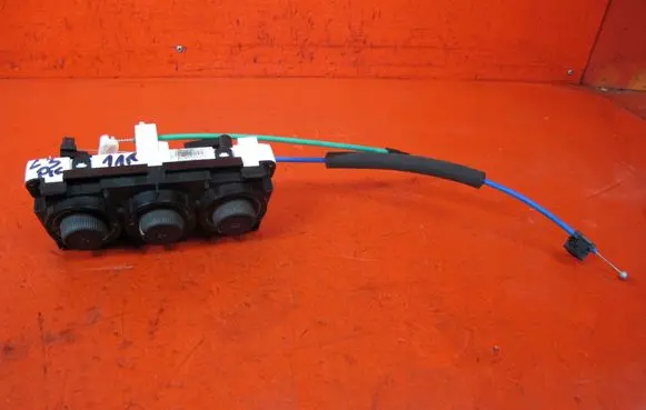 Citroen C3 Picasso Climate control unit T1001394S