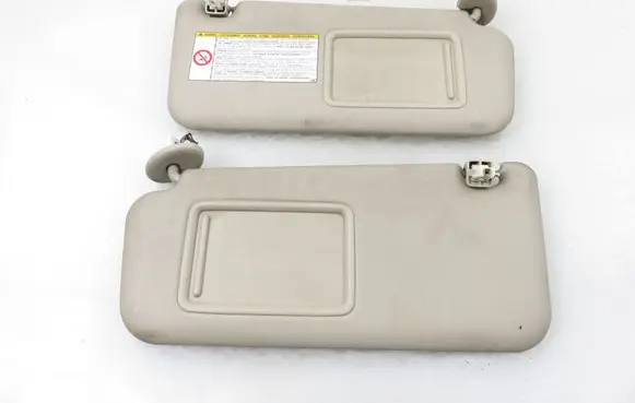 Toyota RAV 4 (XA30) Sun visor clip/hook/bracket 