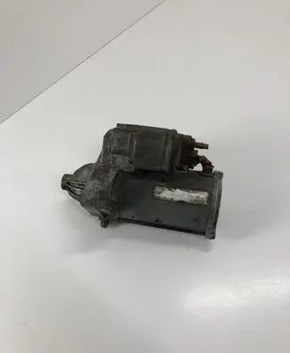 Renault Laguna III Starter motor 8200568535 TS22E8