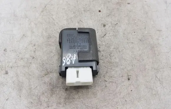 Toyota Land Cruiser (HDJ90) Other control units/modules 8592135010 1660002400