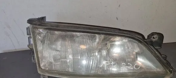 Mazda 323 Headlight/headlamp