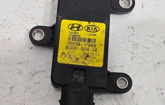 KIA Sportage ESP acceleration yaw rate sensor 956901F000