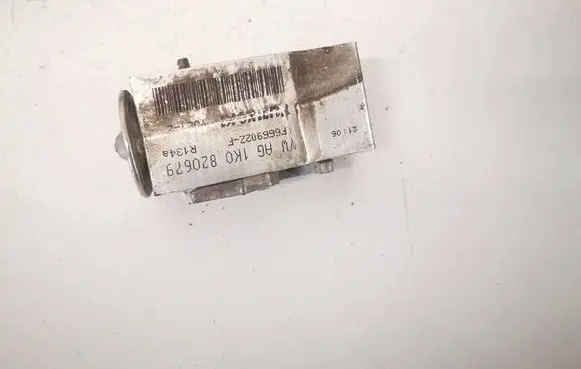 Volkswagen Golf V Air conditioning (A/C) expansion valve 1K1820103