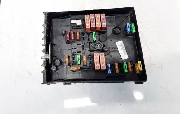 Skoda Octavia Mk2 (1Z) Fuse box set 3C0971249