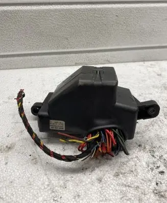 Volkswagen Golf V Fuse module 1K19451824