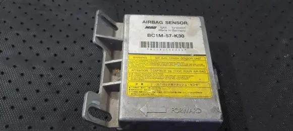 Mazda Xedos 9 Airbag control unit/module 12192601 BC1M-57-K30