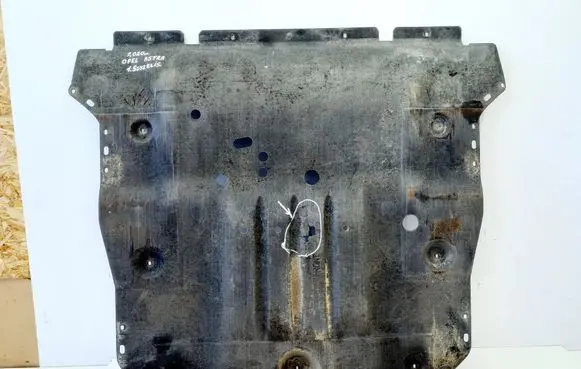 Opel Astra K Engine splash shield/under tray 39117175