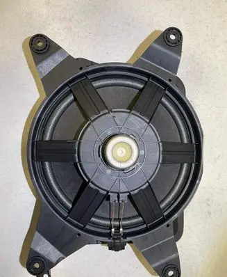Audi A6 C7 Subwoofer speaker 4G5035412