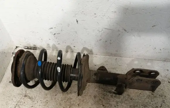 Toyota Avensis T250 Front shock absorber/damper 4852009D70 4813105820