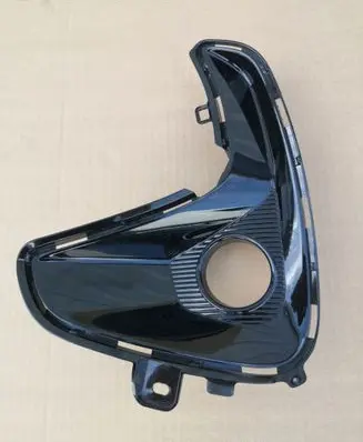 Toyota Yaris XP210 Front bumper lower grill 52113K0150SAJMON