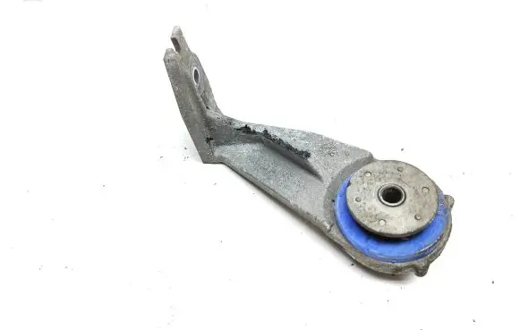 Citroen C4 II Picasso Intercooler pipe mounting bracket 9803778880