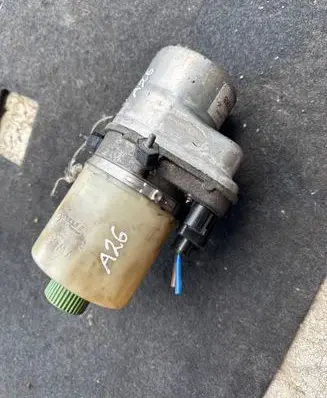 Volkswagen Polo V 6R Power steering pump 6R0423156B