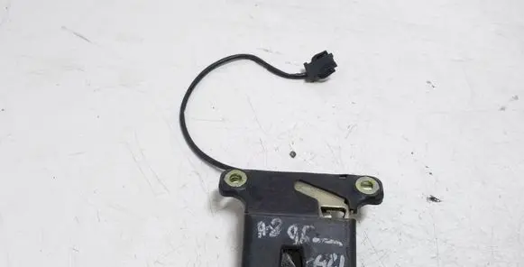 Tailgate/trunk/boot lock/catch/latch