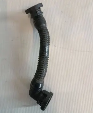 Audi A4 S4 B9 Breather/breather pipe/hose 06C103235A