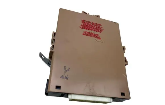 Toyota Prius (XW20) Gateway control module 8911147050
