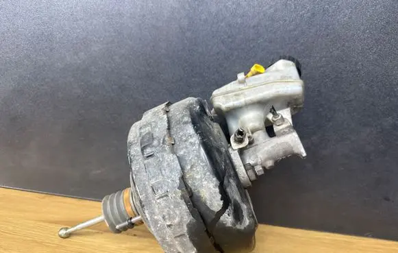 Opel Insignia A Brake booster 360573521