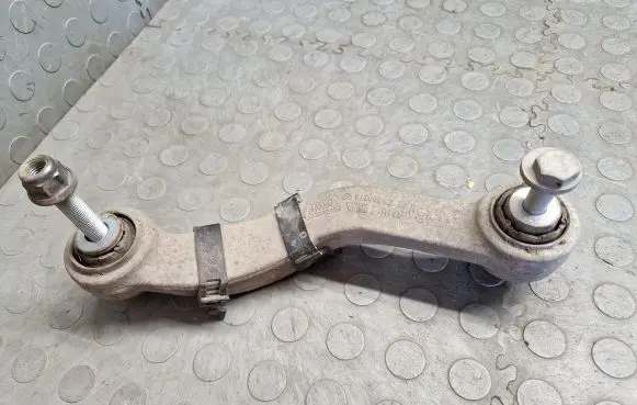 BMW 5 F10 F11 Rear control arm 6782136