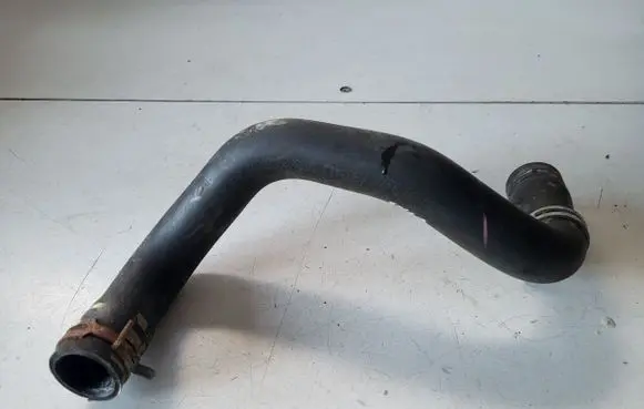 Peugeot 2008 I Engine coolant pipe/hose
