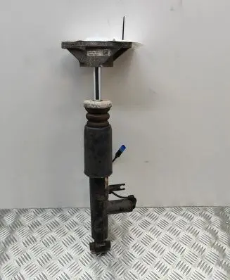 BMW 4 F32 F33 Rear shock absorber/damper 6865569