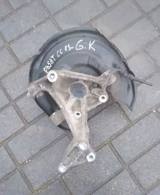 Volkswagen PASSAT CC Rear wheel hub