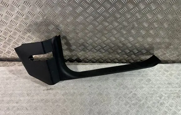 Mercedes-Benz GL X166 Front sill trim cover A1666801835