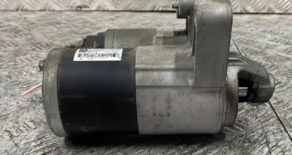 Peugeot 5008 Starter motor EP6 M000T32271