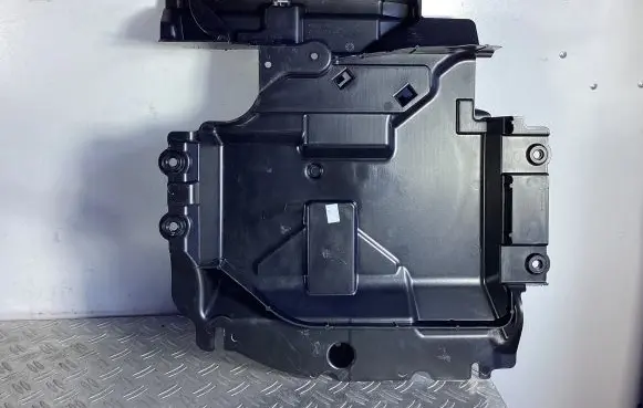 Dashboard lower bottom trim panel