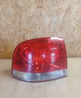 Volkswagen Touareg I Rear/tail lights 7L6945095K