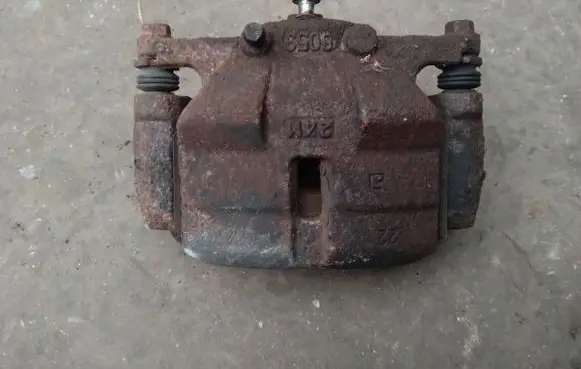 Nissan Qashqai Front brake caliper