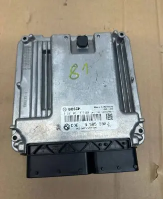 BMW 5 F10 F11 Engine control unit/module 8585380 0281031777