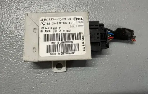 BMW X3 E83 Fuel injection pump control unit/module 9127086 00912708601Y 10844410