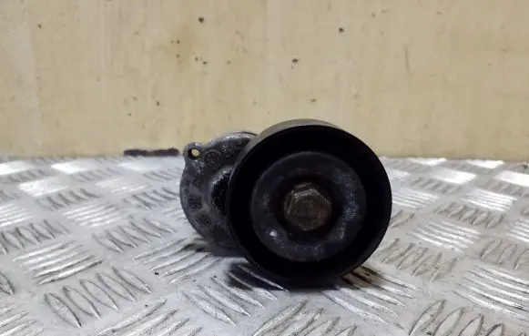 Audi A3 S3 8P Generator/alternator belt tensioner 038903315AH