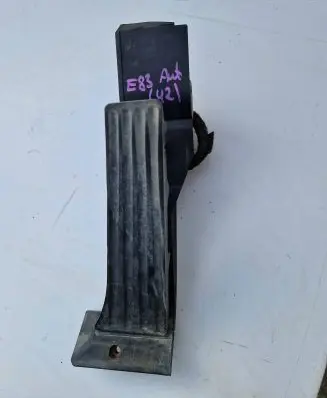 BMW X3 E83 Accelerator throttle pedal 6766930
