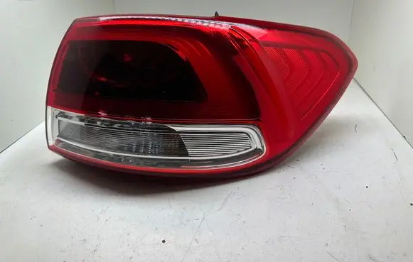 KIA Sorento Rear/tail lights 27WWA 11562 DY21W