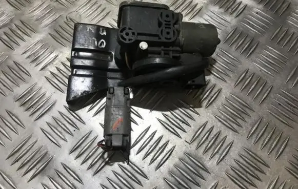 Subaru Legacy Cruise control unit/module 87052ac010 89-681