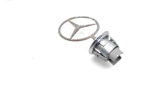 Mercedes-Benz C W204 Fender model badge letters 