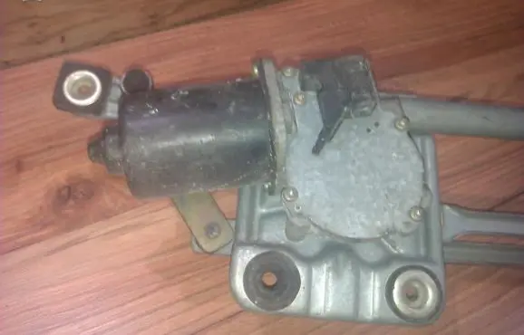 Ford Mondeo MK I Wiper motor 93bb17b571cc