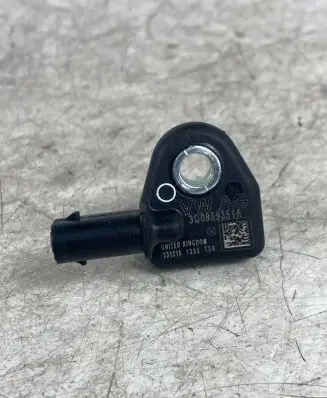 Volkswagen PASSAT B8 Airbag deployment crash/impact sensor 3Q0959351A 2312251355