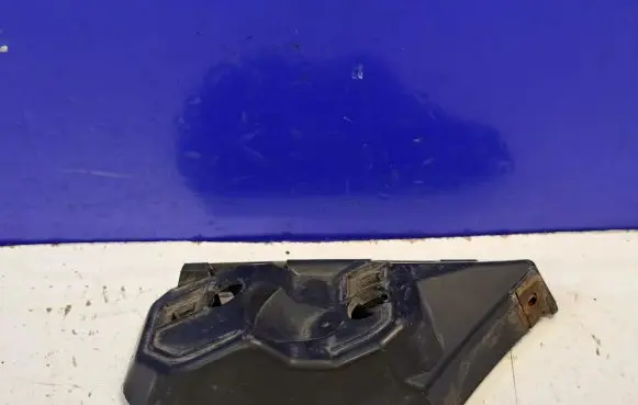 Volvo S40 Front bumper mounting bracket 30655875