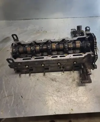 Opel Zafira A Engine head R9128018