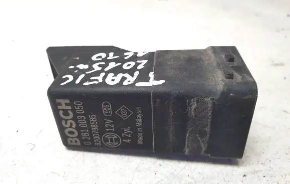Renault Trafic III (X82) Glow plug pre-heat relay 0281003050