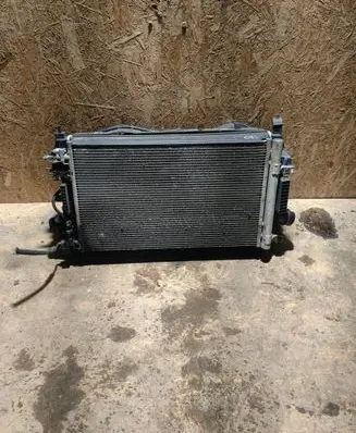 Chevrolet Orlando Radiator set 0130308406 63072201E 16454989