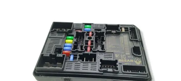 Renault Clio V BSM Control unit 284B61704R