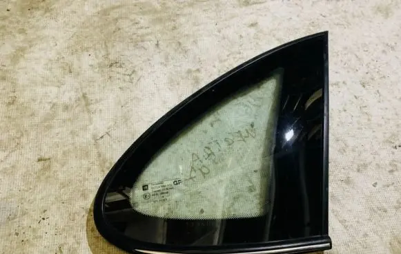 Opel Vectra B Rear side window