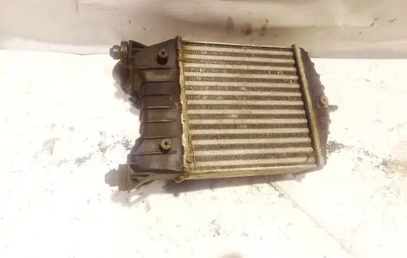 Fiat Punto (188) Intercooler radiator 467642530
