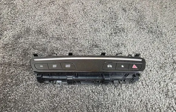Mercedes-Benz GLC X253 C253 Head unit multimedia control A2539054902 15556196 SW165000