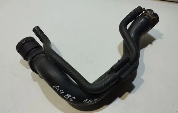 Audi A4 S4 B6 8E 8H Engine coolant pipe/hose 8E0121101C