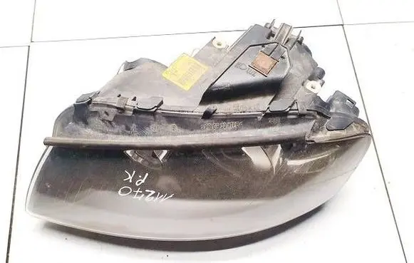 Audi A3 S3 8P Headlight/headlamp 8P0941003D 0301206271