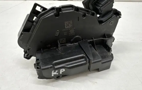 Skoda Karoq Front door lock 5TC837015B